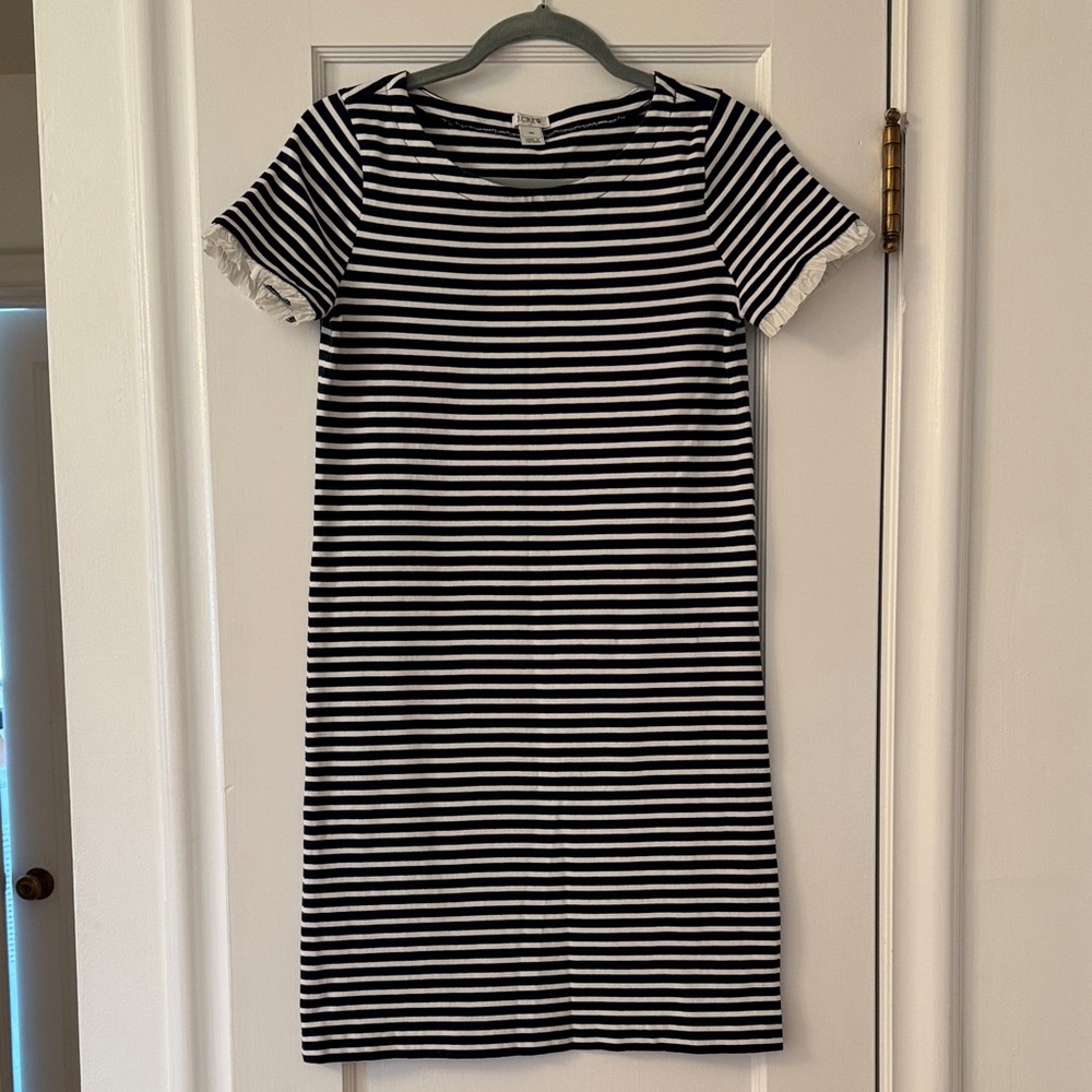 Striped Short Sleeve Shift Dress - Navy & White